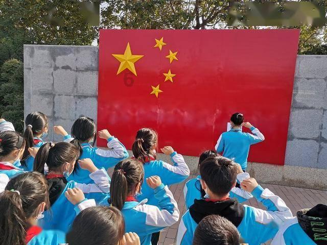 外星小怪大冒险